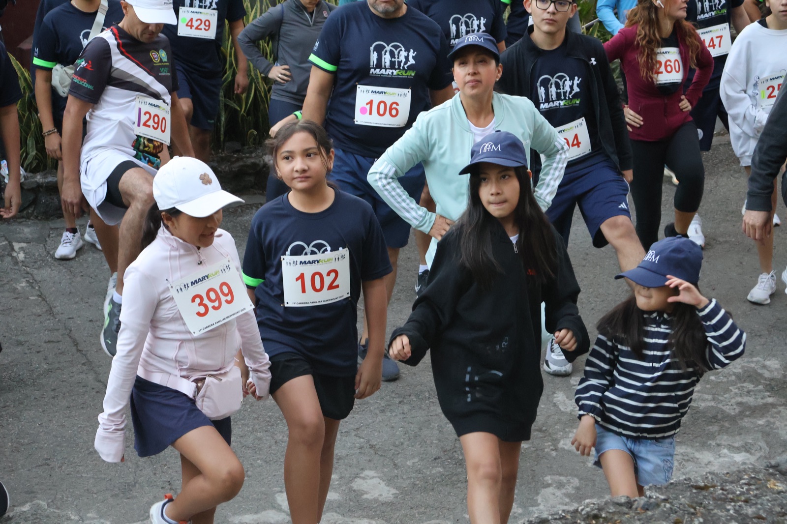 Participantes corriendo