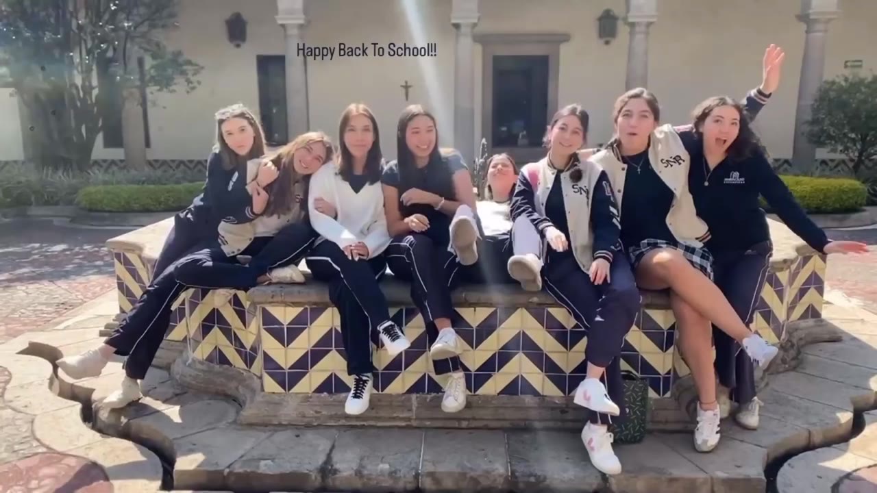Grupo de la generación en las escaleras